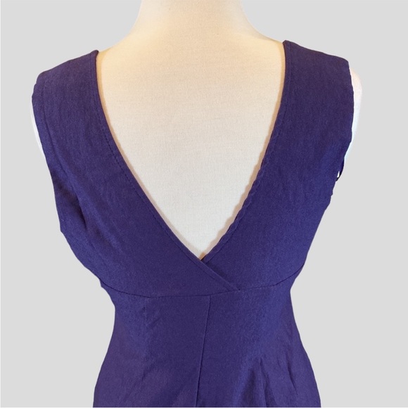 Snap Sleeveless Fitted Tailored Dress - Picture 6 of 10